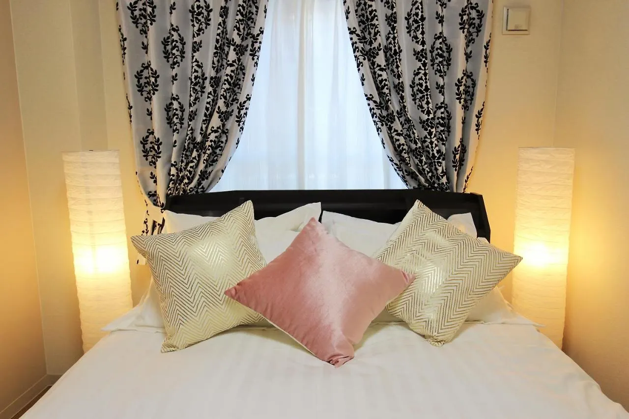 Sapporo Hotel Juno 2*,